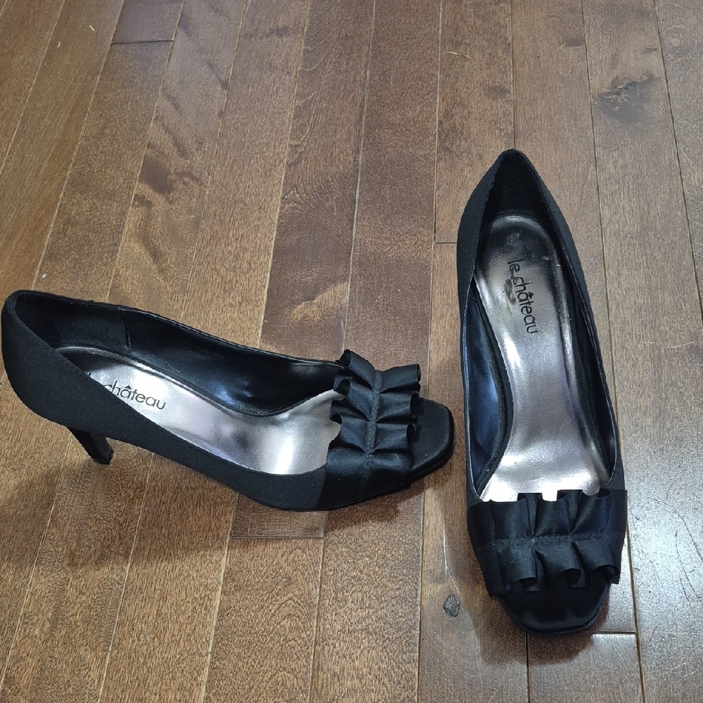 Black Peep-Toe Heels by Chateau